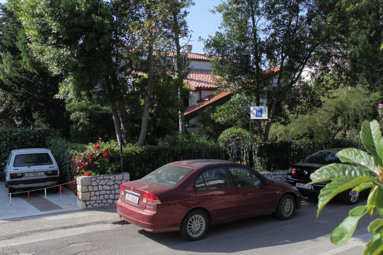 Apartments By The Sea Selce, Crikvenica - 2372 Dış mekan fotoğraf