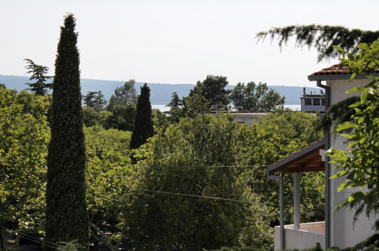 Apartments By The Sea Selce, Crikvenica - 2372 Dış mekan fotoğraf